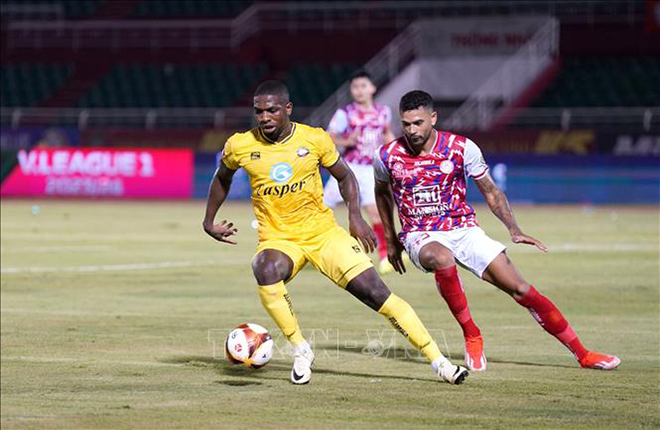 Vòng 21 V-League: Khúc cua quyết định với Nam Định